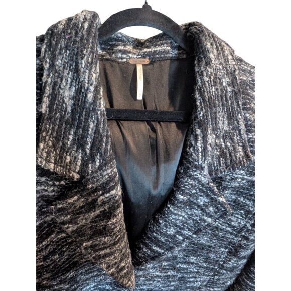 EUC Free People Bouclé Textured Overcoat Jacket - Picture 2 of 11